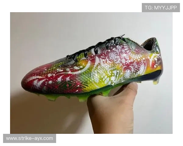 足球鞋与球星风采的完美结合探秘各大球员专属鞋款与球场表现 足球鞋与球星风采的完美结合探秘各大球员专属鞋款与球场表现